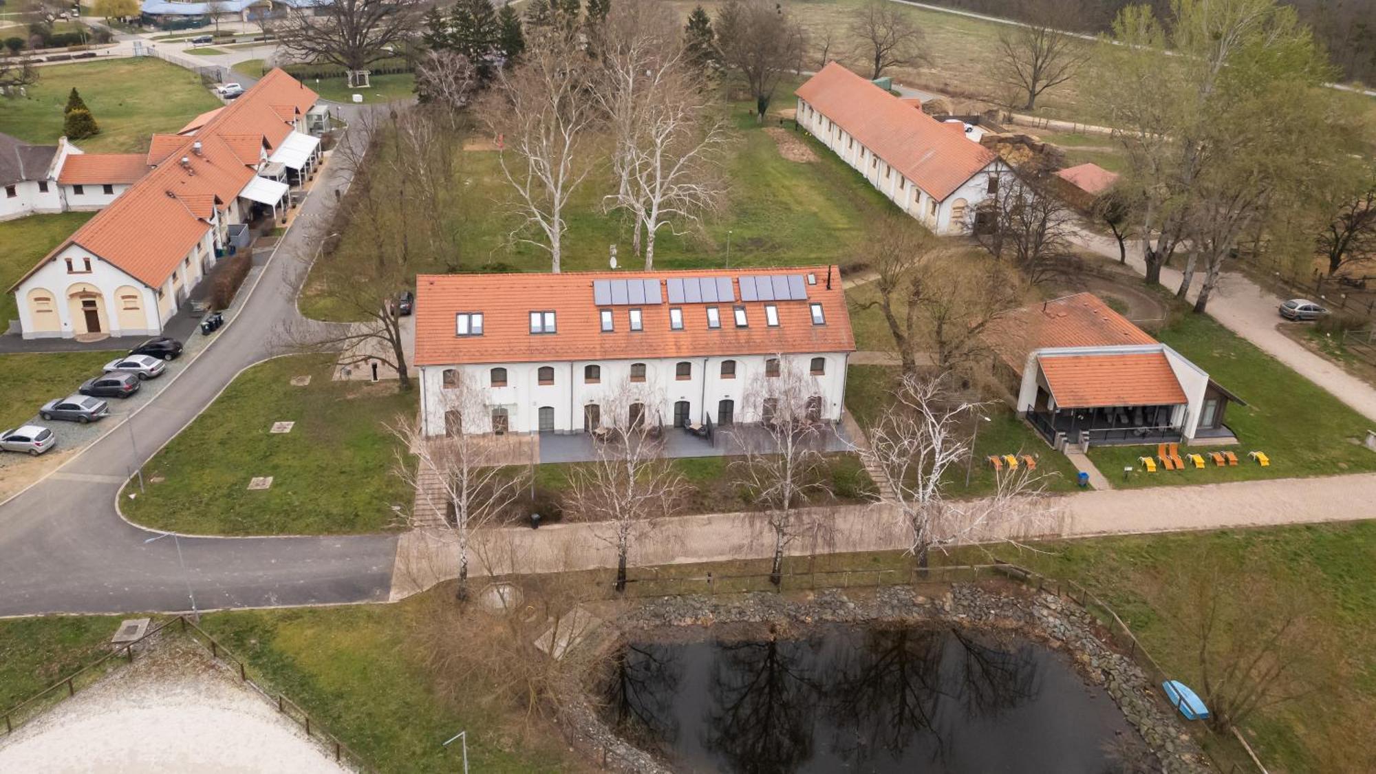 Vadkert Major Hotel 3*
